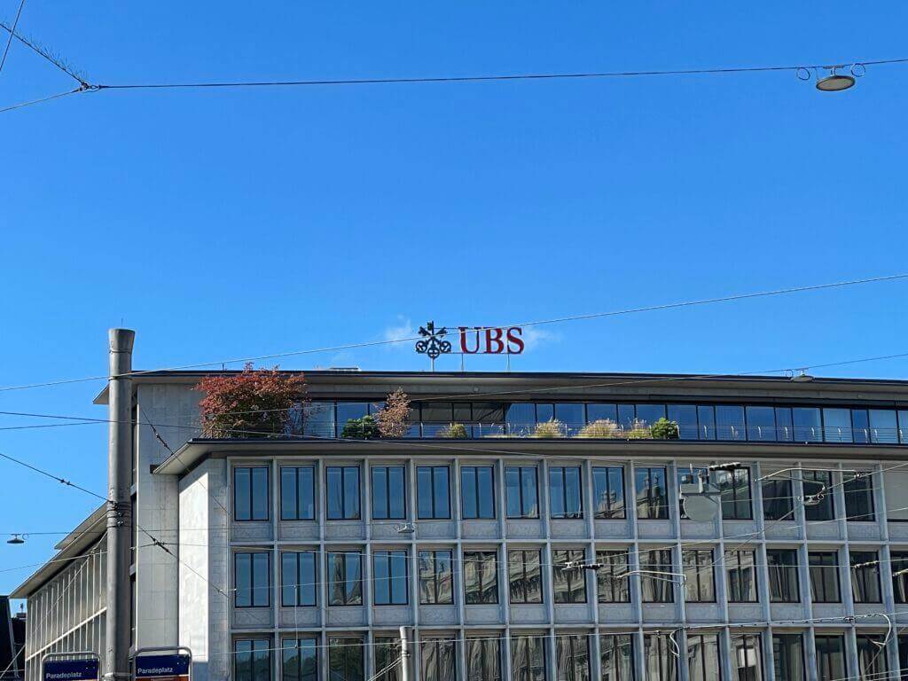 UBS Deal Akquisition Wealthfront Börsen Grossaktionäre Platzen