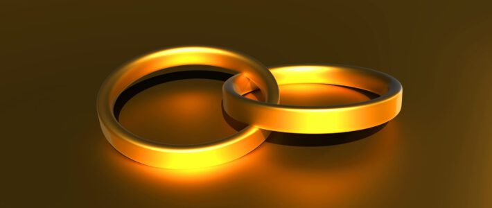 Zwei Ringe aus purem Gold