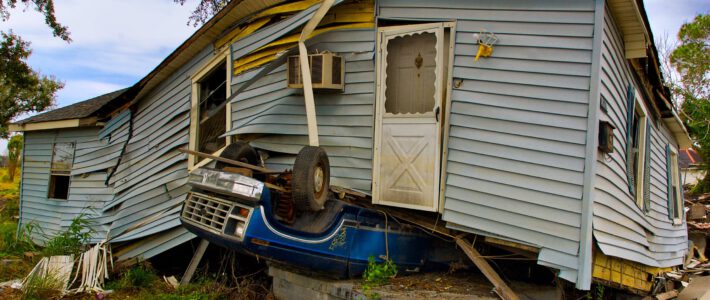 Ein Hurrikan zerstörte ein Haus und ein Auto