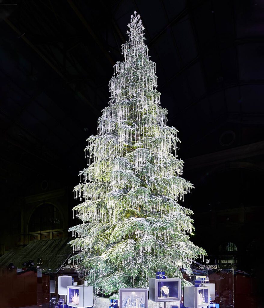 Swarovski-Weihnachtsbaum am Zürcher HB