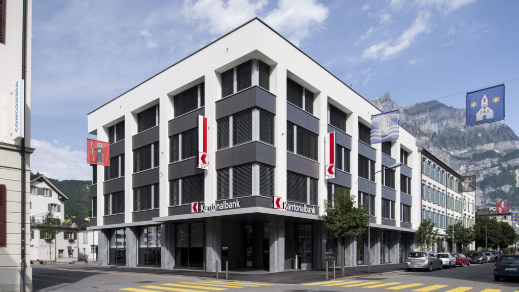 Hauptsitz der Glarner Kantonalbank