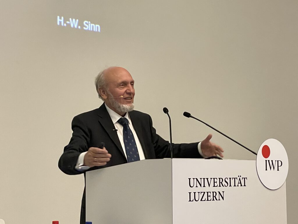 Economist Hans-Werner Sinn at the University of Lucerne
