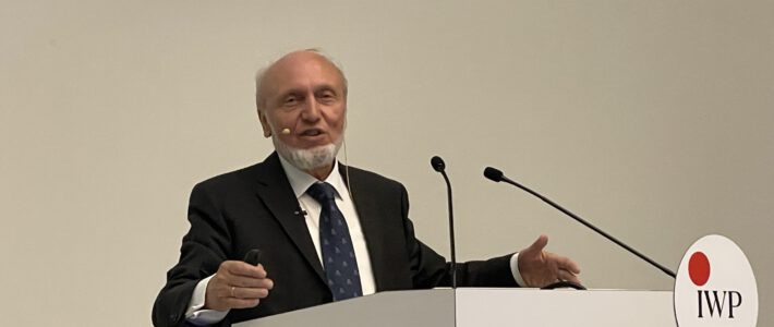 Der deutsche Ökonom Hans-Werner Sinn an der Universität Luzern