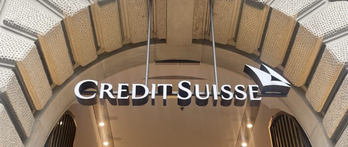 Das Logo der Credit Suisse am Zürcher Paradeplatz