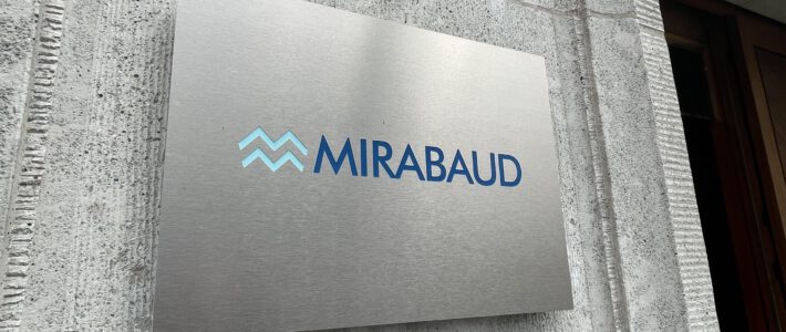 Logo der Privatbank Mirabaud an einem Gebäude