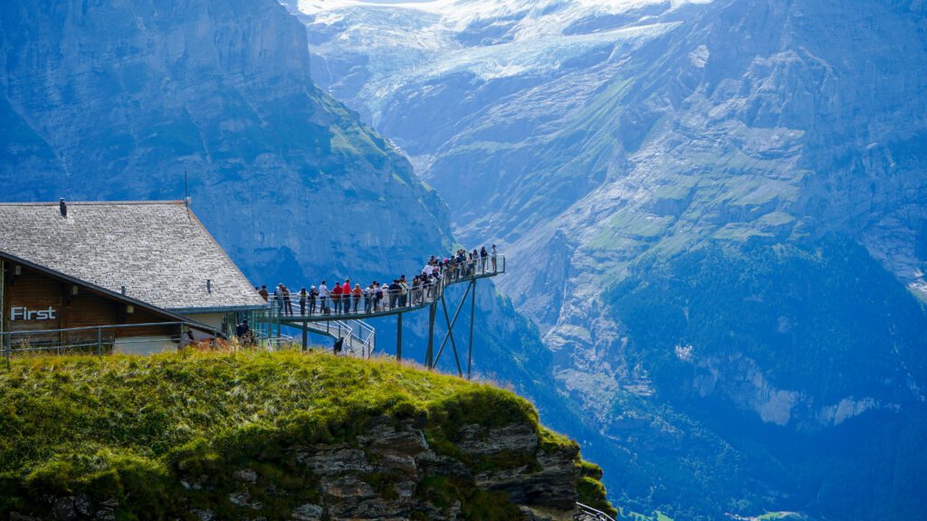 Ausblick in die Schweizer Berge