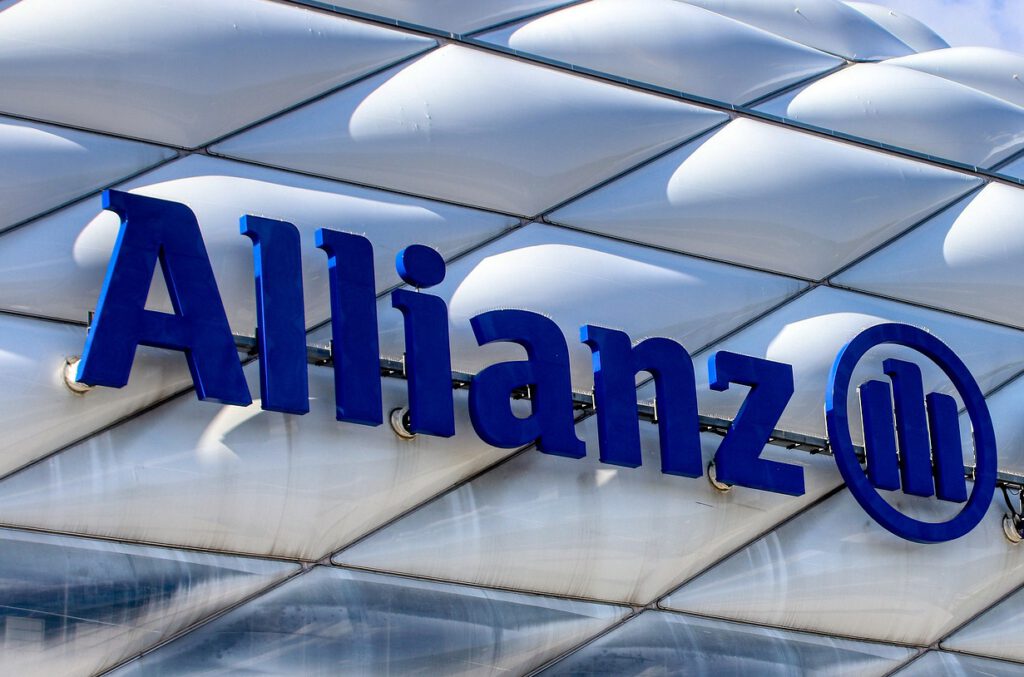 Das Logo der Allianz an der Münchner Allianz Arena