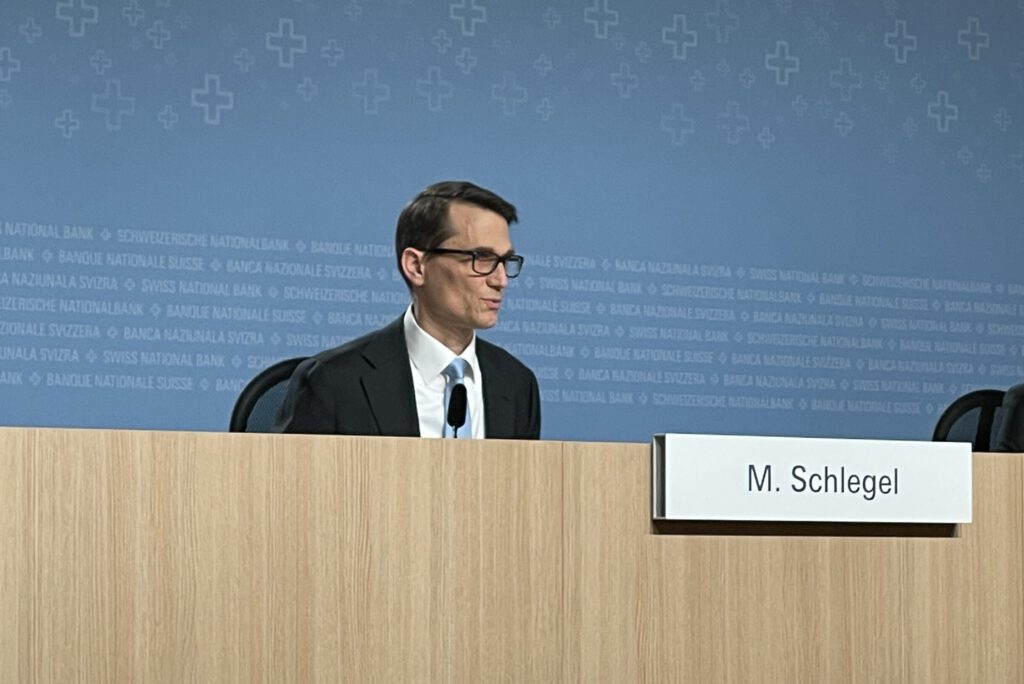 SNB-Chef Martin Schlegel an der Medienkonferenz in Bern