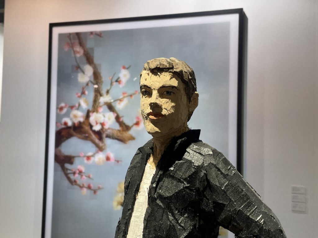 Figur des deutschen Künstlers Stephan Balkenhol bei der Galerie M36