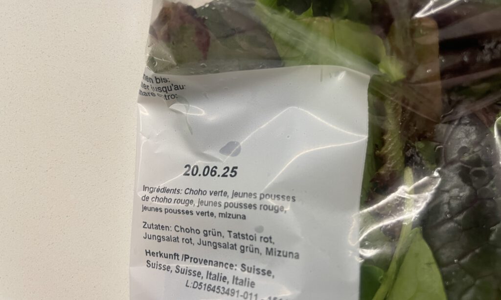 Haltbarkeitsdatum auf Coop-Salat