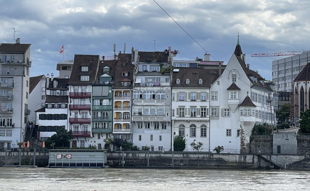 Häuser in Basel am Rhein