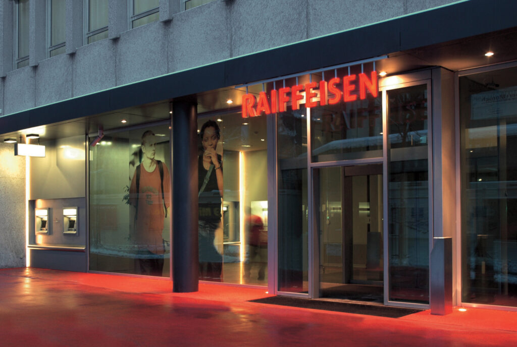 Raiffeisen-Filiale mit Logo