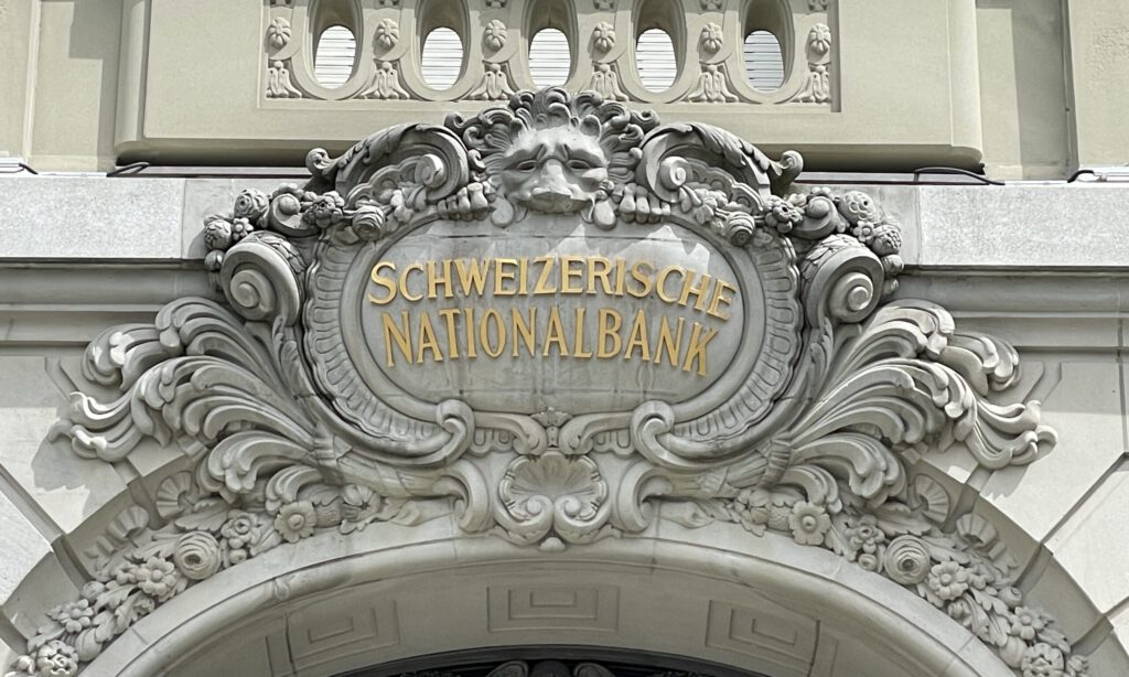Logo der Schweizerischen Nationalbank in Bern