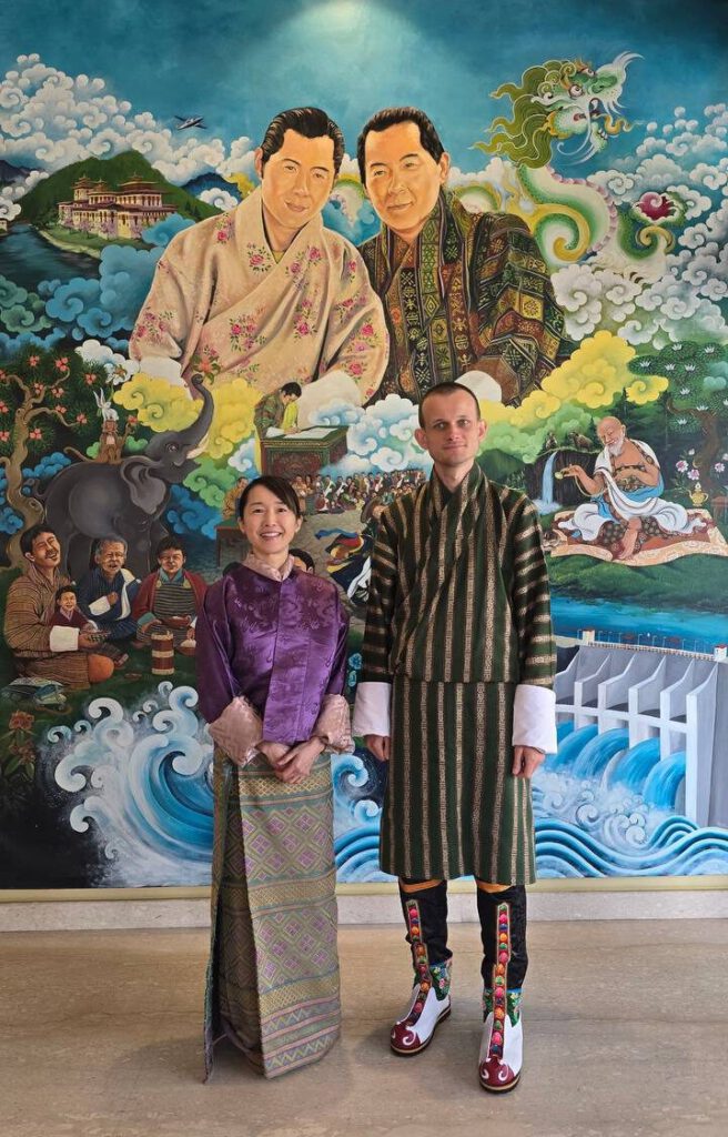 Aya Miyagotchi und Vitalik Buterin von Ethereum