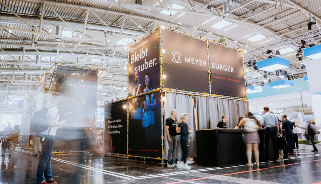 Ein Messestand von Meyer Burger
