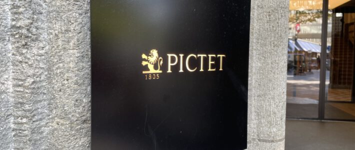 Logo von Pictet an der Zürcher Bahnhofstrasse