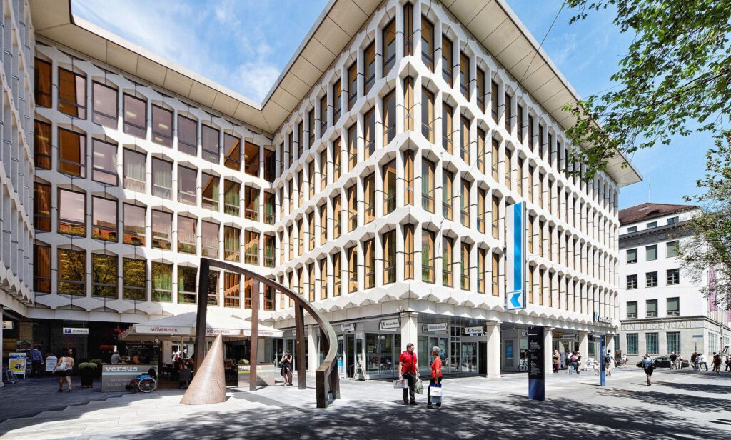 Hauptsitz der Luzerner Kantonalbank LUKB in Luzern