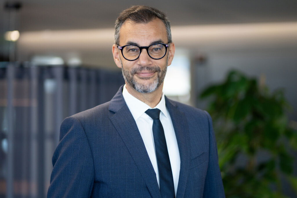 Daniel Schmucki, CFO von SIX, 