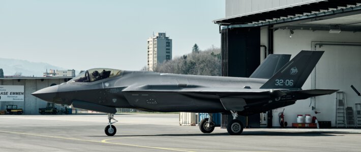 Ein F-35-Kampfjet am Flughafen in Emmen LU