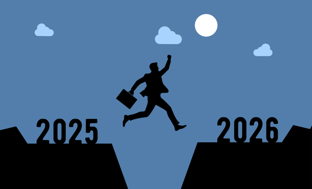 Ein Mann mit Handtasche springt von einem Hügel zum anderen