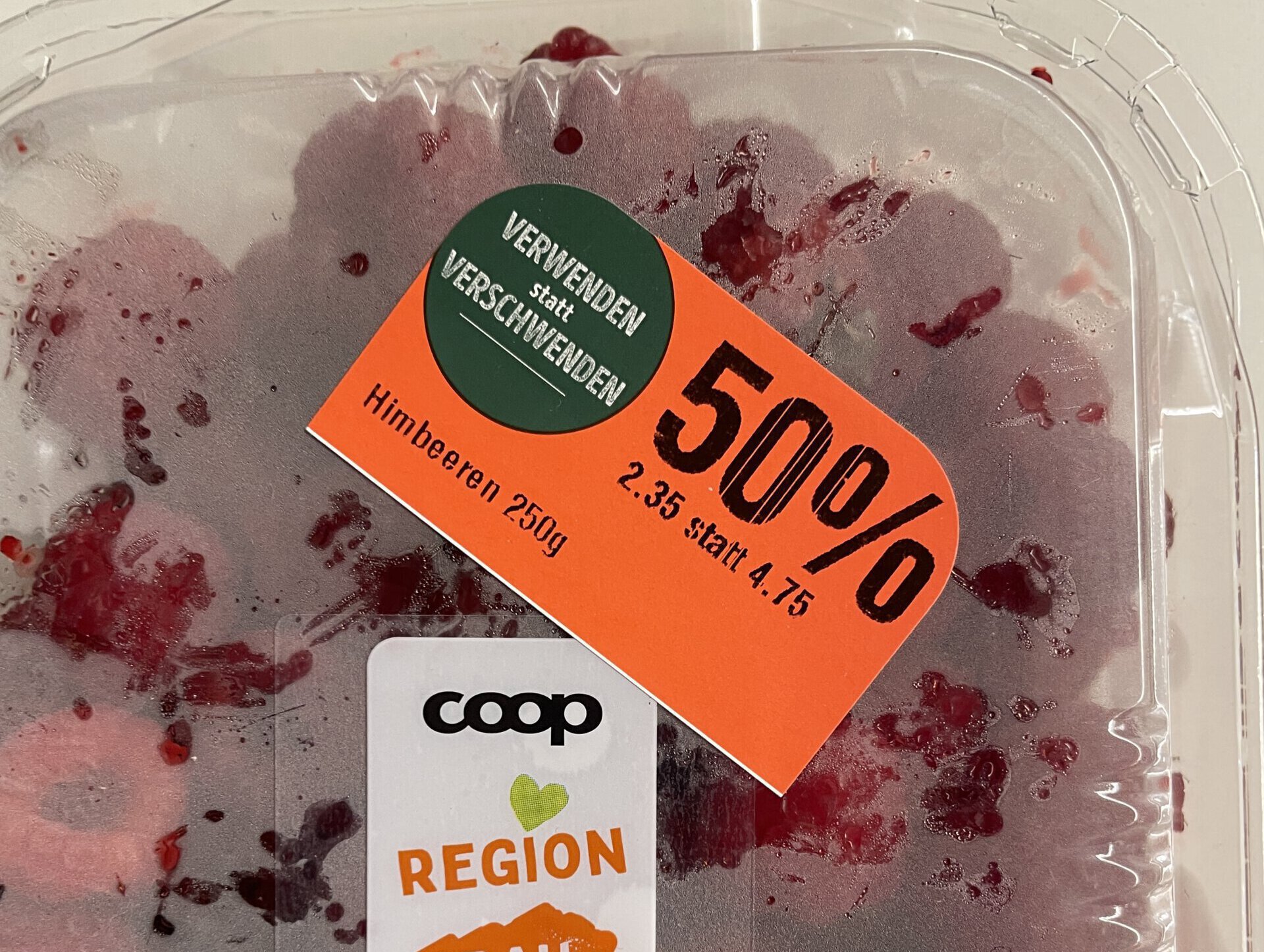 Coop-Himbeeren im Angebot