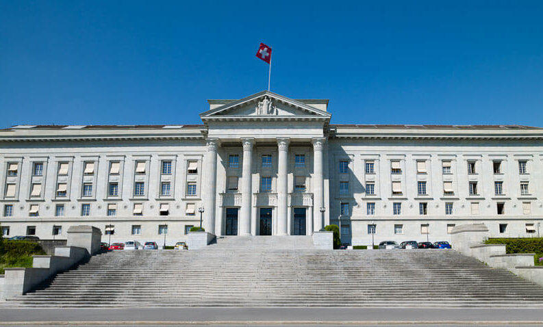 Bundesgericht in Lausanne im Frühling