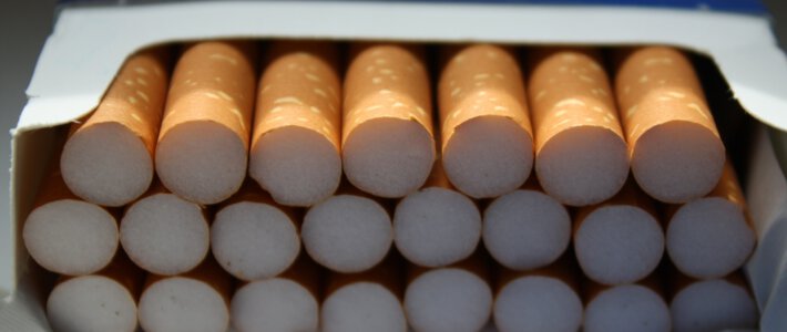 Zigarettenschmuggel in die Schweiz floriert Zigaretten in einer Packung