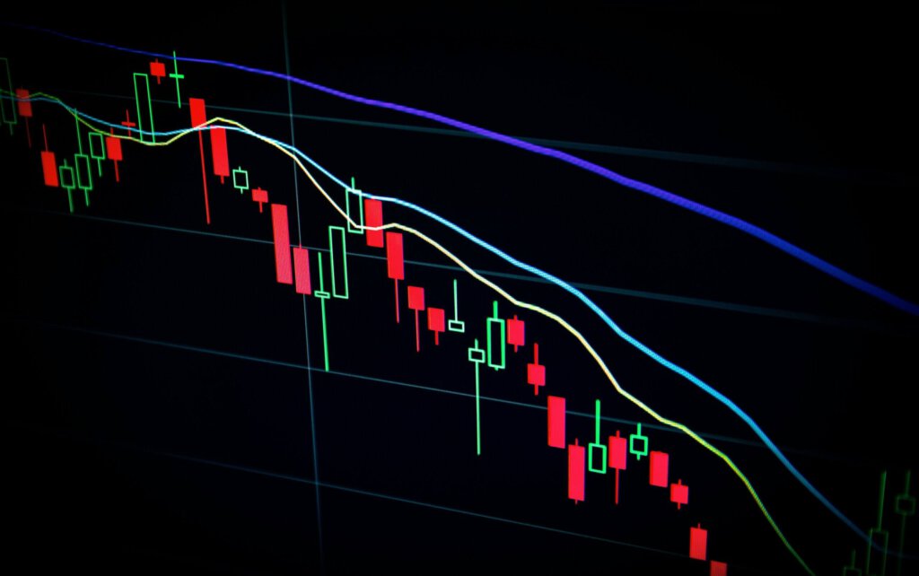 Ein Chart mit sinkenden Kursen