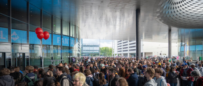 Eingang der Messe Basel zur Fantasy Basel
