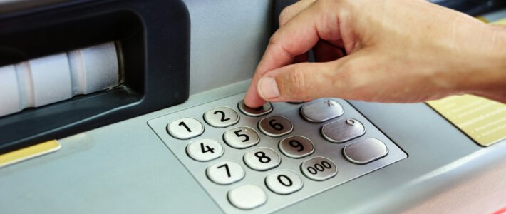Eingabetasten für Pin-Codes an einem Geldautomaten