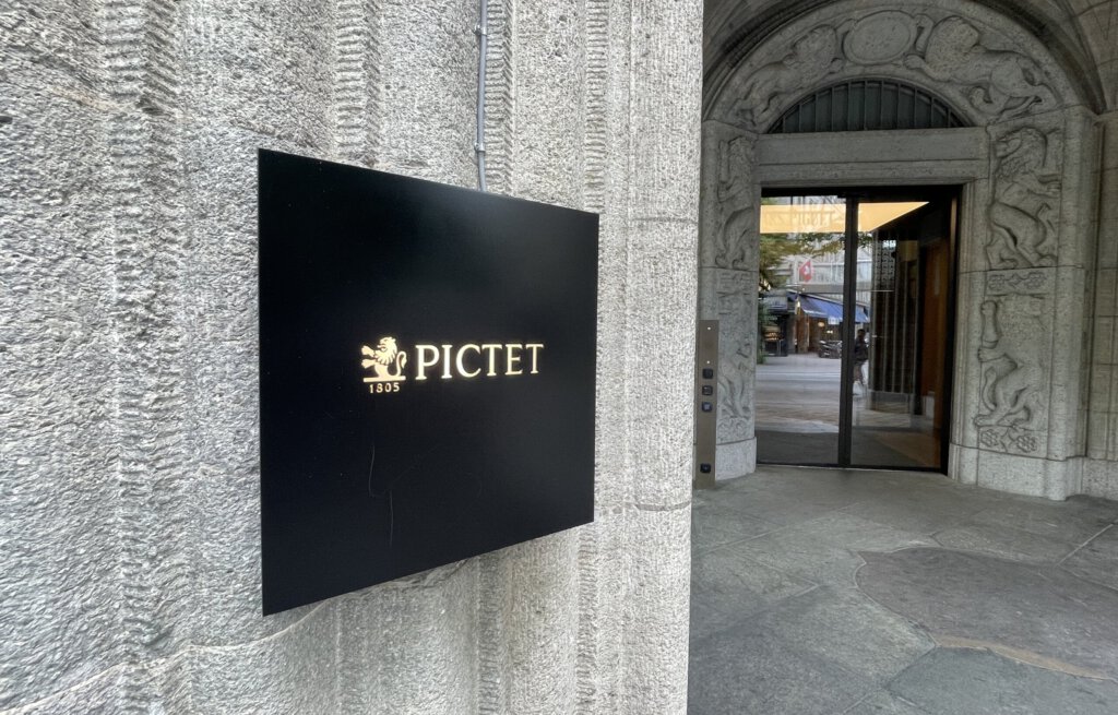 Logo der Genfer Privatbank Pictet an der Zürcher Bahnhofstrasse