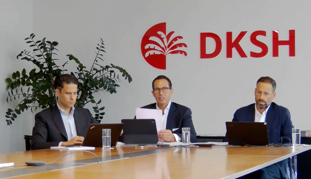 DKSH-Medienkonferenz mit CEO Butz in der Mitte