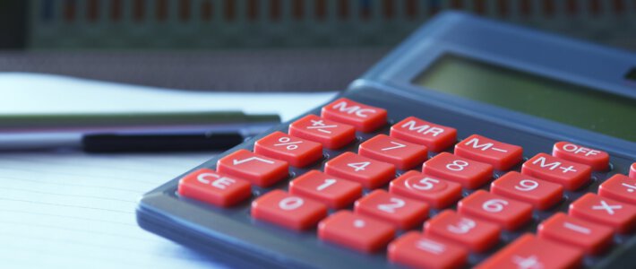 Nachrechnen beim Schweizer BIP lohnt sich Ein Taschenrechnung und Statistiken