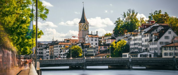 Zürich mit grösster Immobilienblase der Welt Ein Blick über Zürich