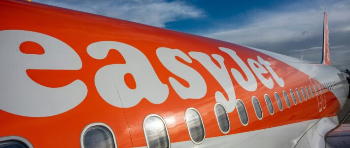 Ein Flugzeug von EasyJet